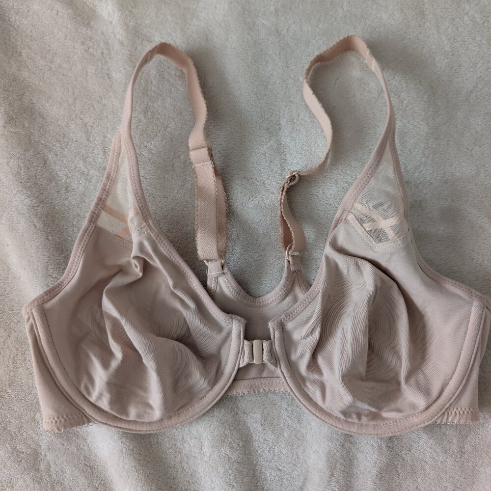 3/$30 Delimara front clasp bra